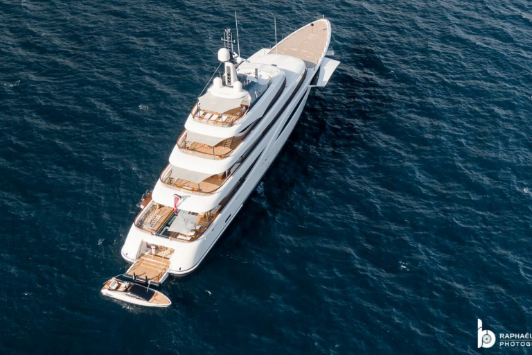JUICE Yacht • Feadship • 2022 • Value 140 Million • Owner