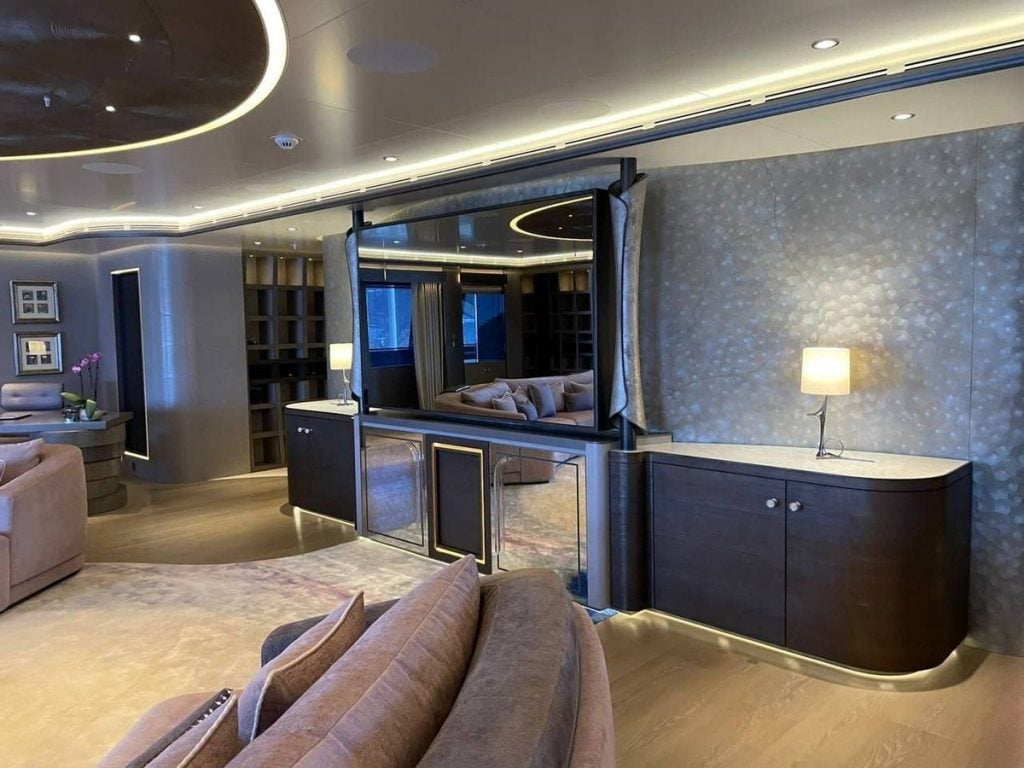 nord yacht inside