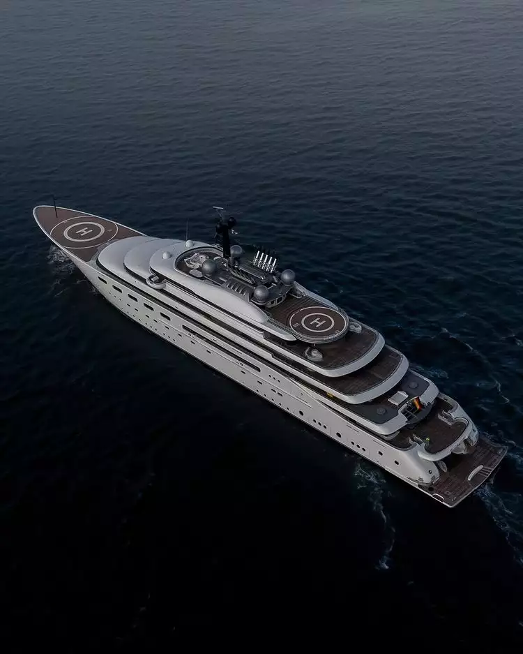 СИНЯЯ яхта • Lurssen • 2022 г. • Владелец Шейх Мансур