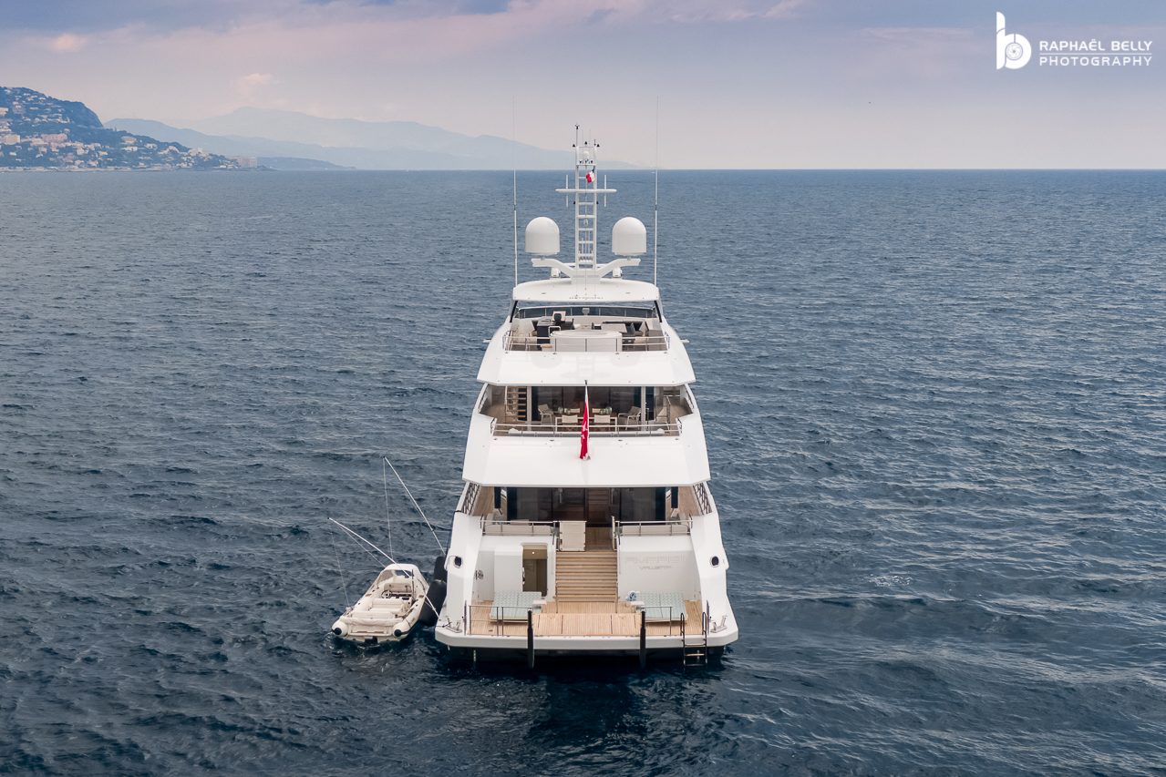 Yate AMARE II • Yates Heesen • 2020 • Propietario Ola Rollen