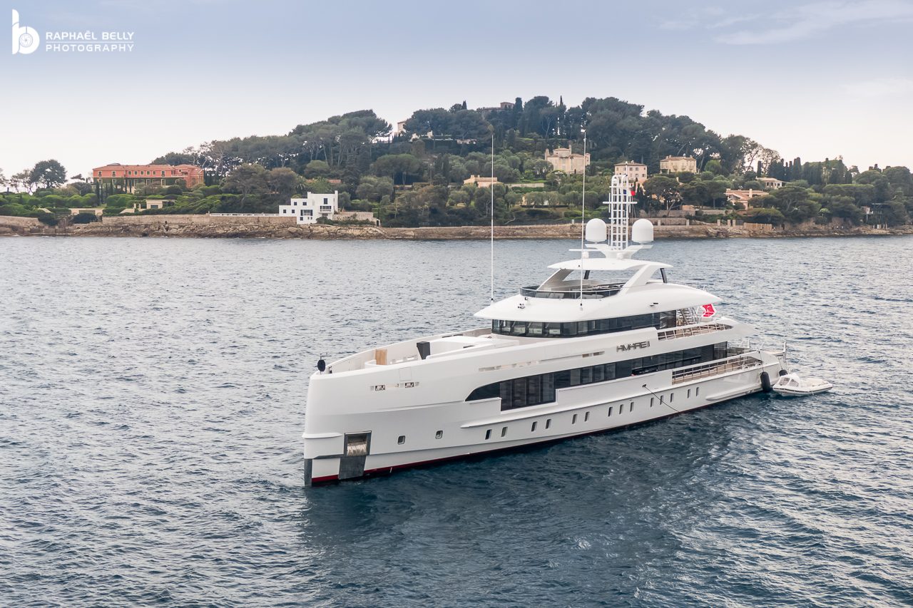 Yate AMARE II • Yates Heesen • 2020 • Propietario Ola Rollen