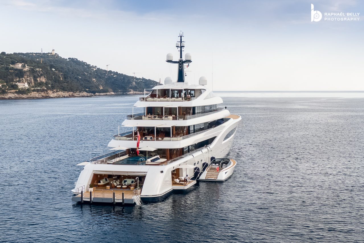 Яхта FAITH • Feadship • 2017 • Владелец Лоуренс Стролл • (Продано Майклу Латифи)