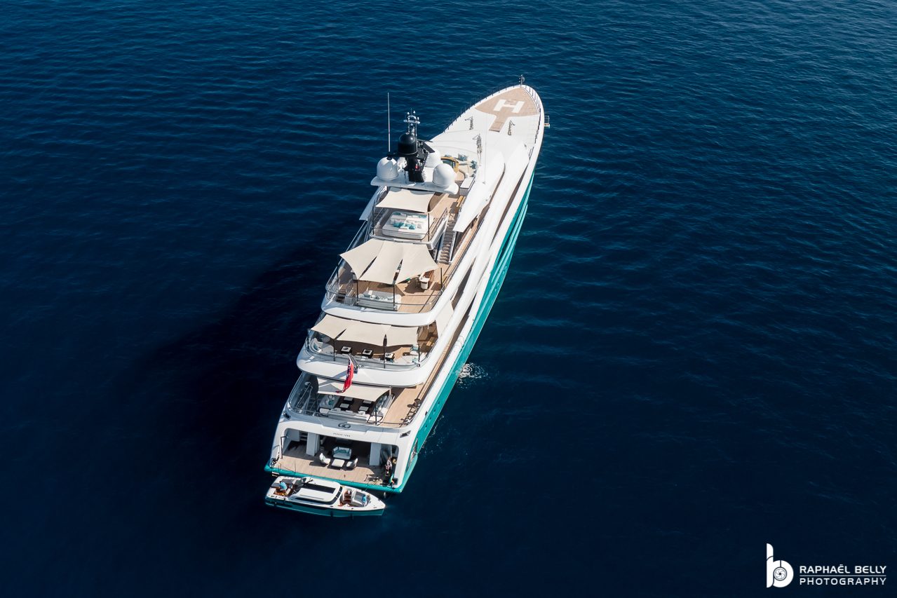 GO Yacht • Turquesa • 2018 • 77m • Propietario Hans Peter Wild