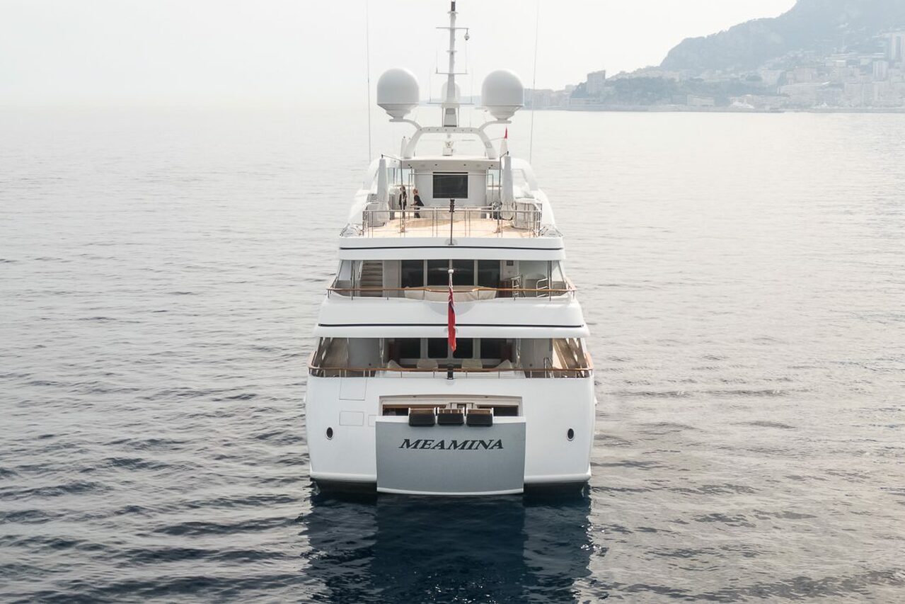 Yate Meamina • Benetti • 2008 • Propietario Beny Steinmetz
