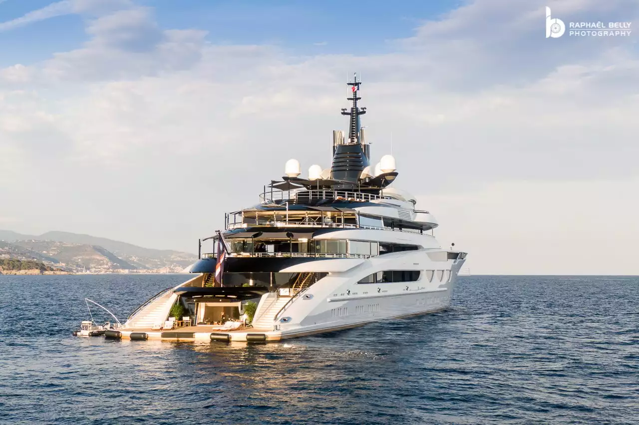 Iate LADY JORGIA (ex AHPO) • Lurssen • 2021 • Proprietário Patrick Dovigi