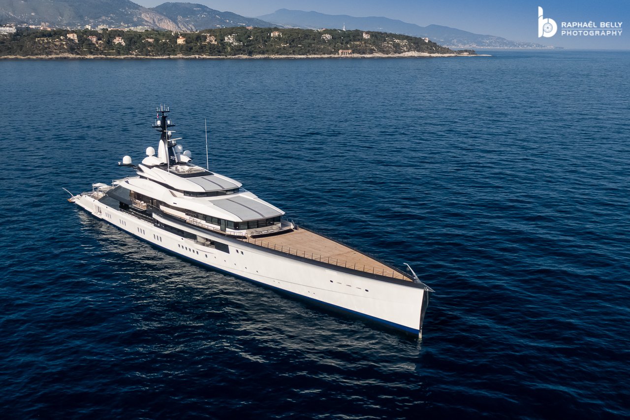 BRAVO EUGENIA Yacht • Oceanco • 2019 • Valeur $225M • Propriétaire Jerry Jones