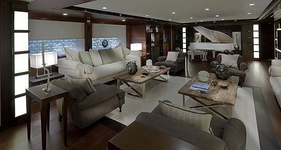 Intérieur du yacht CRN Odyssey