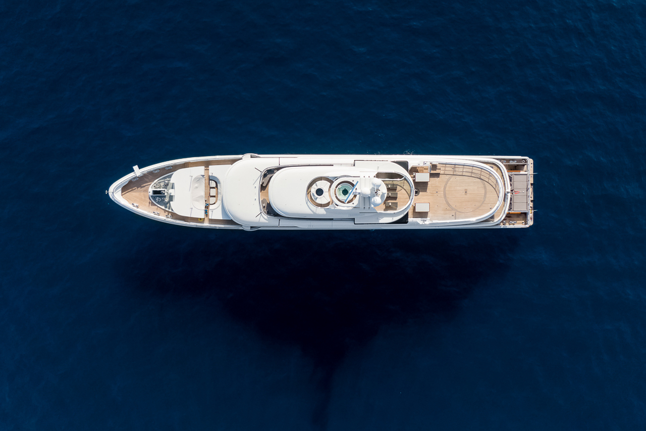 GLOBAL Yacht • Lurssen Yachts • 2007 • Владелец Ларс Виндхорст