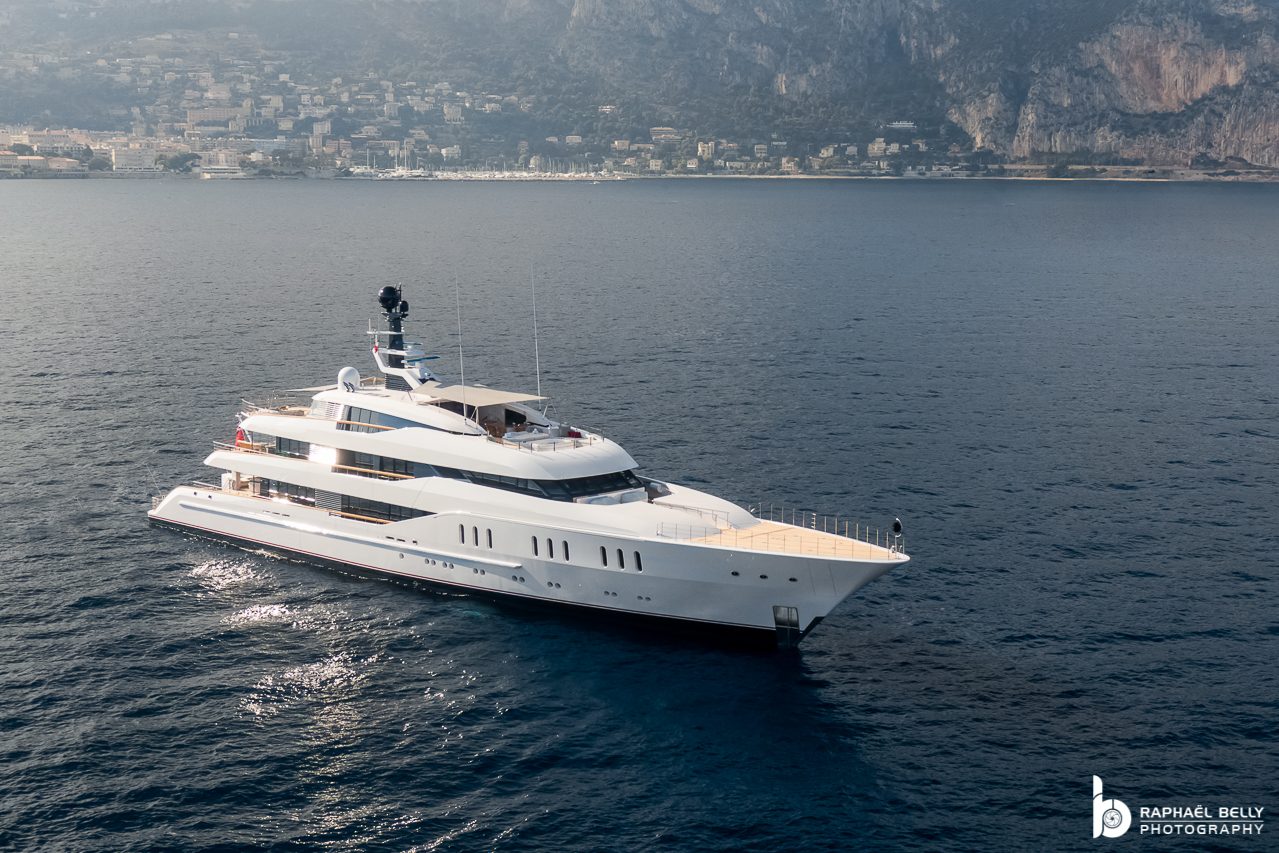 HAMPSHIRE Yacht • Feadship • 2016 • Eigentümer Andrew Currie