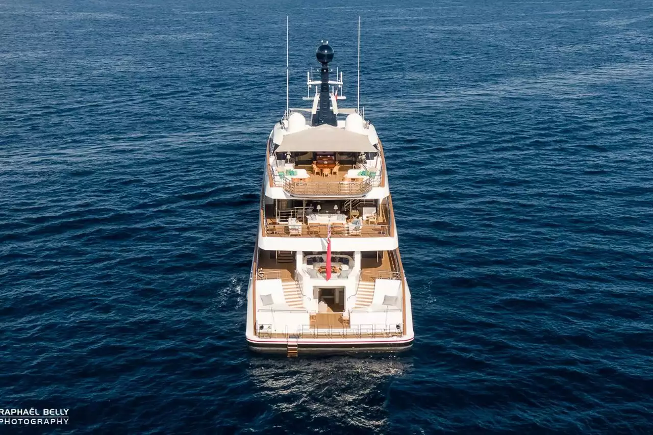 HAMPSHIRE Yacht • Feadship • 2016 • Propriétaire Andrew Currie 