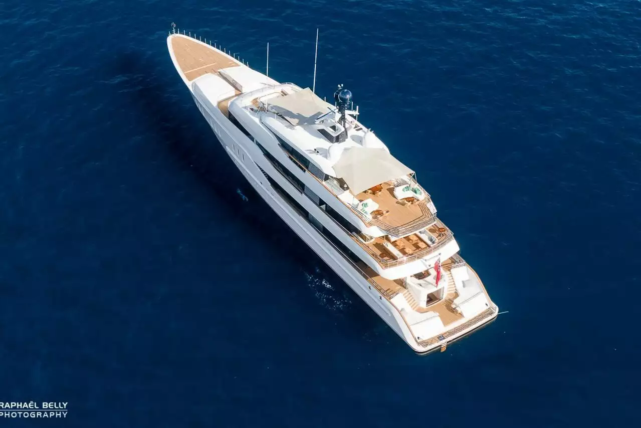 HAMPSHIRE Yacht • Feadship • 2016 • Proprietario Andrew Currie 