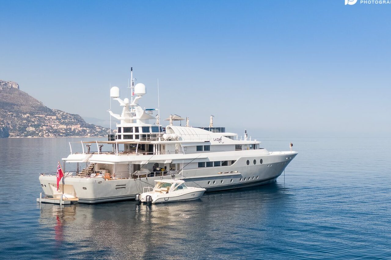 LADY A Yacht - Sterling - 1986 - Propriétaire Lord Alan Sugar 