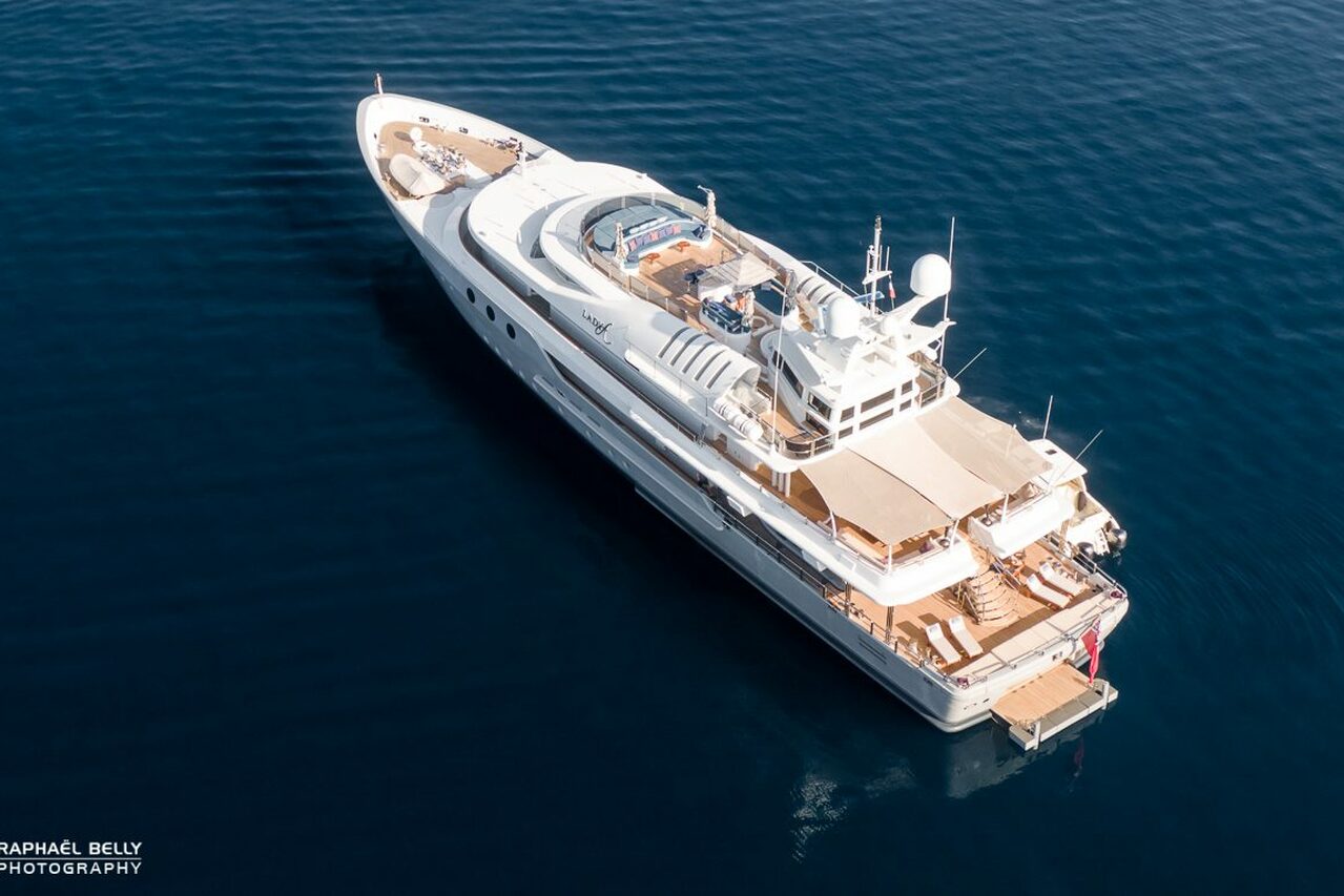LADY A Yacht • Sterling • 1986 • Owner Lord Alan Sugar 