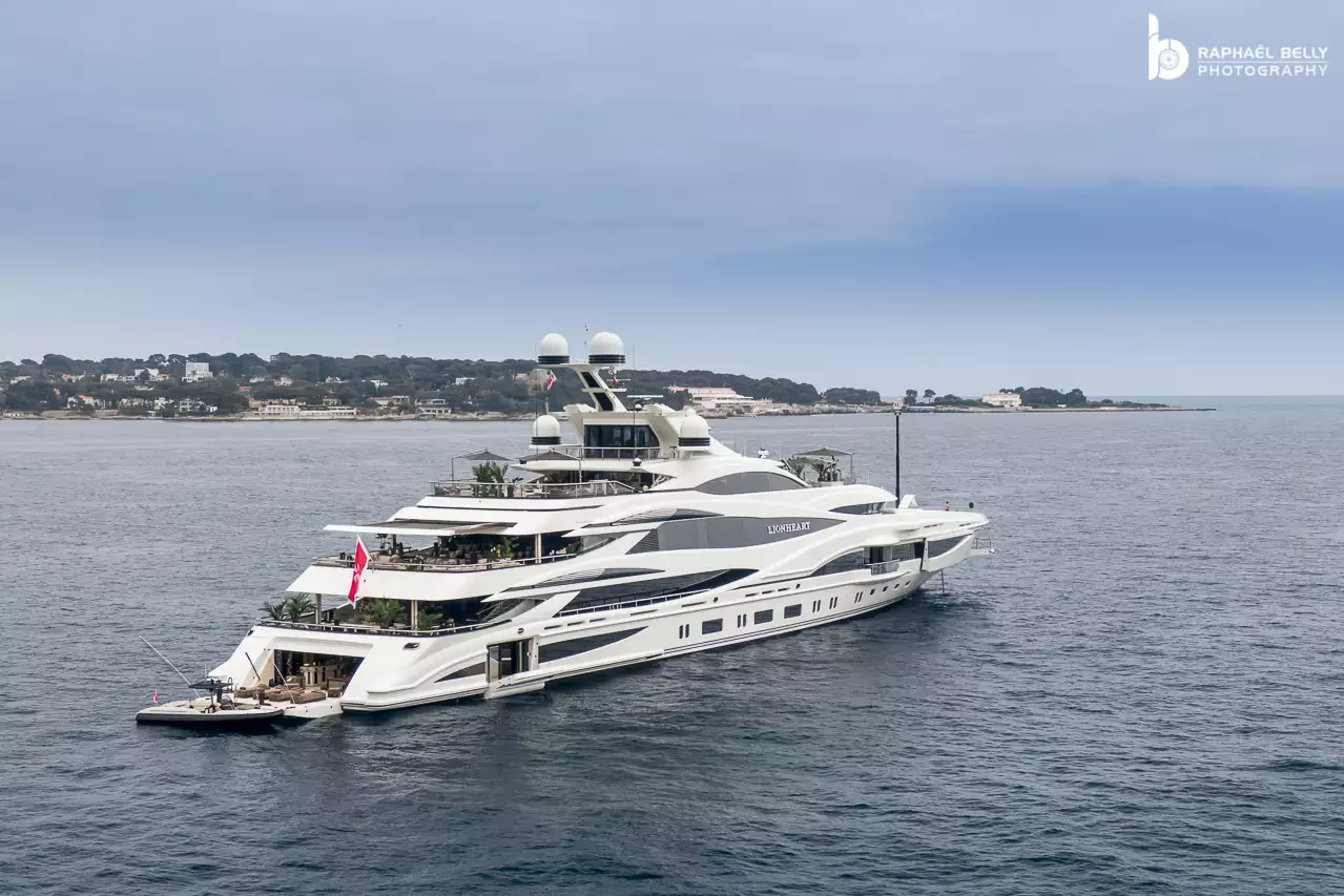 LIONHEART Yacht • Benetti • 2016 • ਮਾਲਕ ਫਿਲਿਪ ਗ੍ਰੀਨ