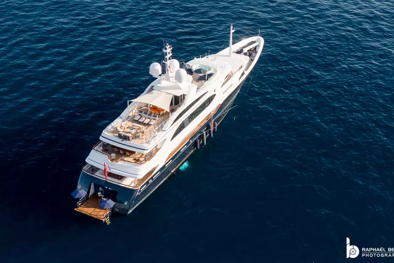 ANDIAMO Yacht • Benetti • 2009 • Proprietario Sir Michael Hintze