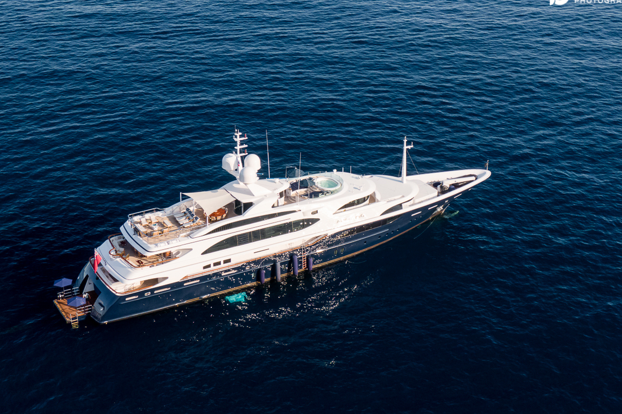 ANDIAMO Yacht • Benetti • 2009 • Proprietario Sir Michael Hintze