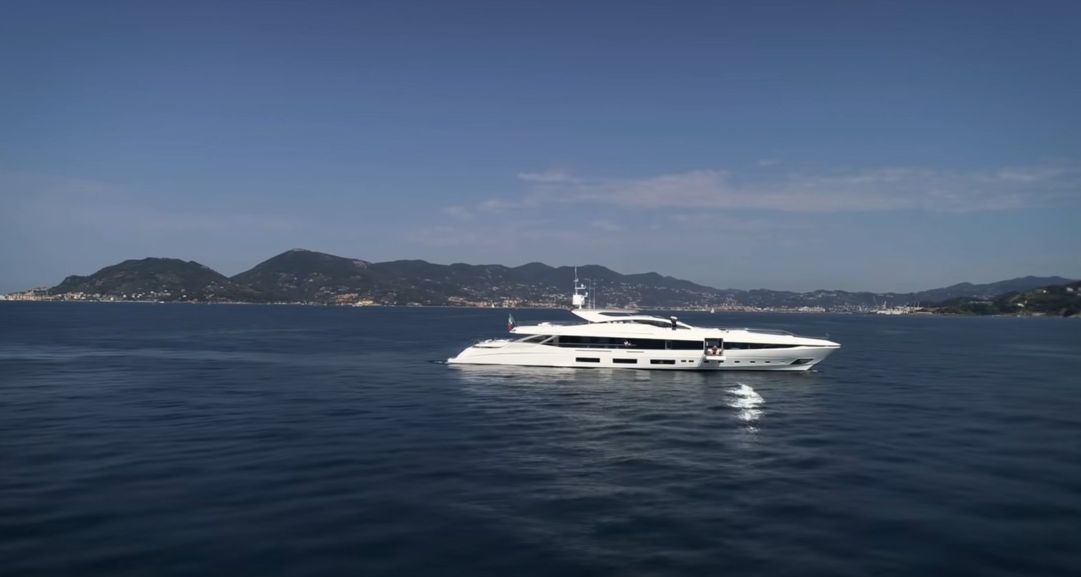 EL LEON Yacht • Overmarine • 2018 • Owner Massimo Zanetti