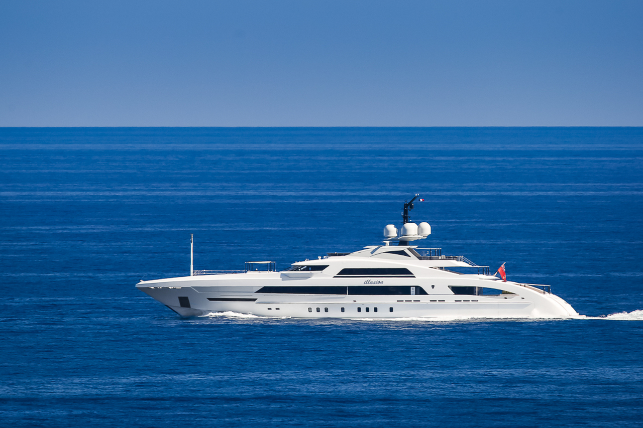 ILLUSION Yacht • Heesen Yachts • 2013 • Sahibi Michael Ovitz