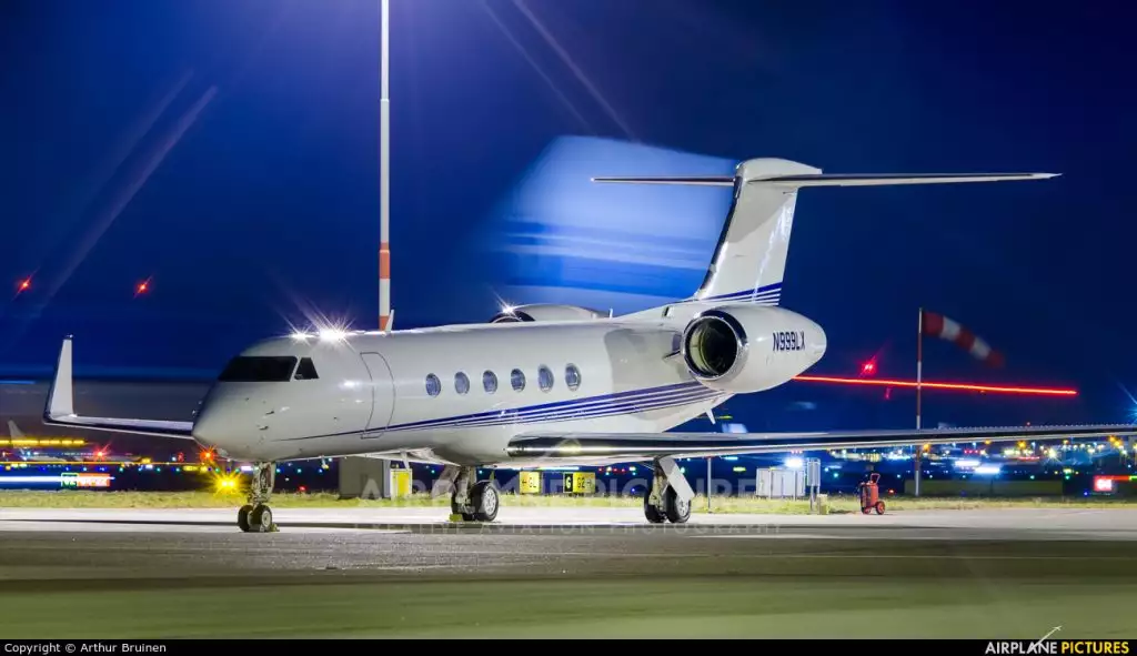 N999LX - Gulfstream G550 - propriétaire Michael Ovitz