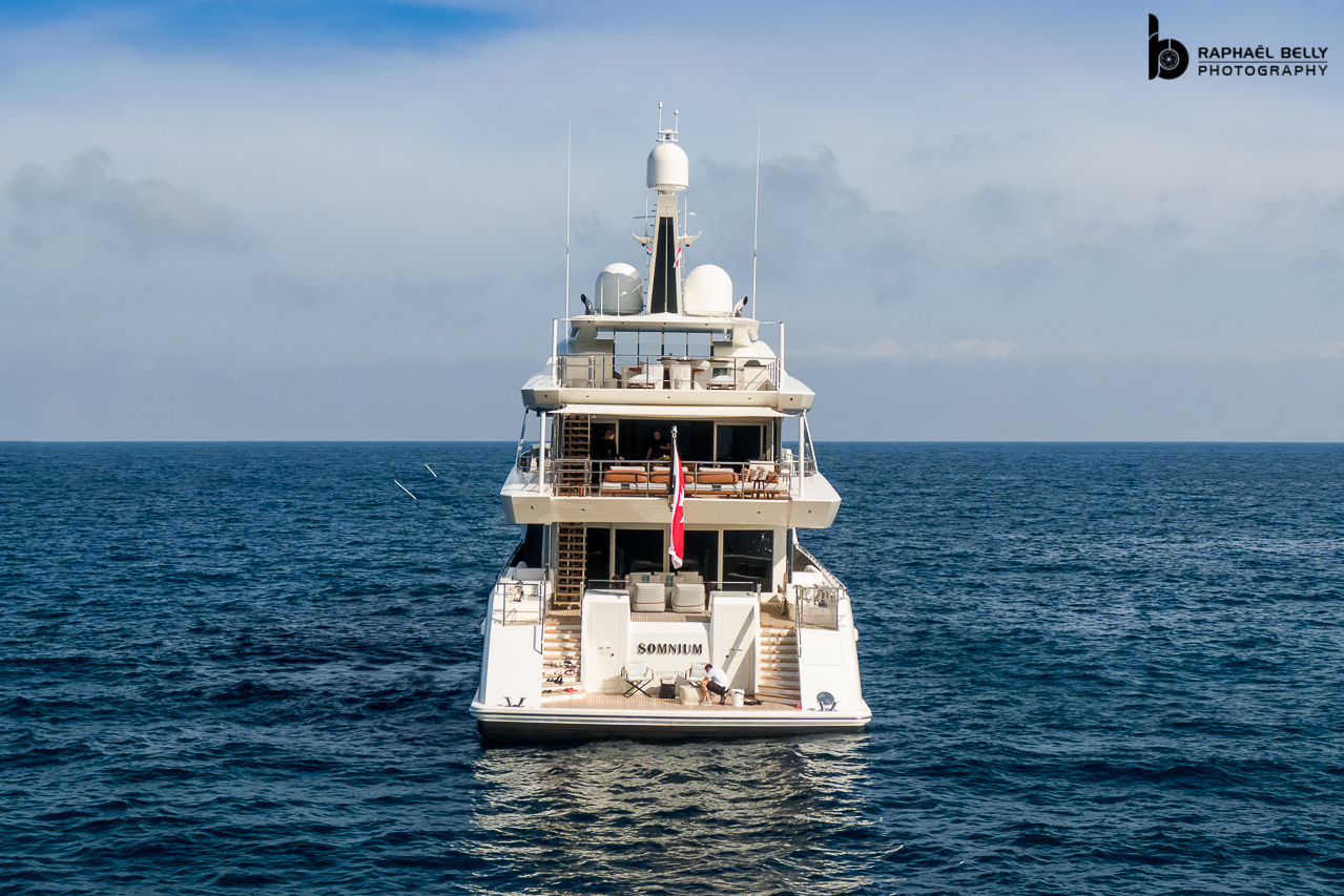 يخت SOMNIUM • Feadship • 2021 • المالك Henk Groenveld