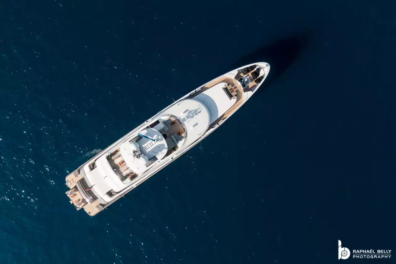 ARES Yacht • Heesen Yachts • 2014 • Propriétaire inconnu Millionnaire