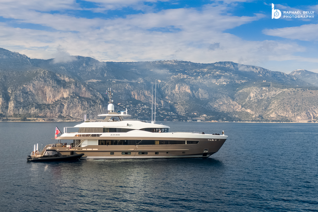 ARES Yacht • Heesen Yachts • 2014 • Propriétaire inconnu Millionnaire