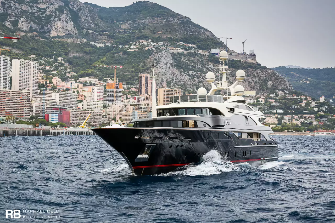 AUSTRALIA Yacht • Benetti • 2012 • Owner Clive Palmer