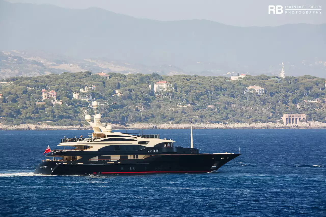 Yate AUSTRALIA • Benetti • 2012 • Propietario Clive Palmer