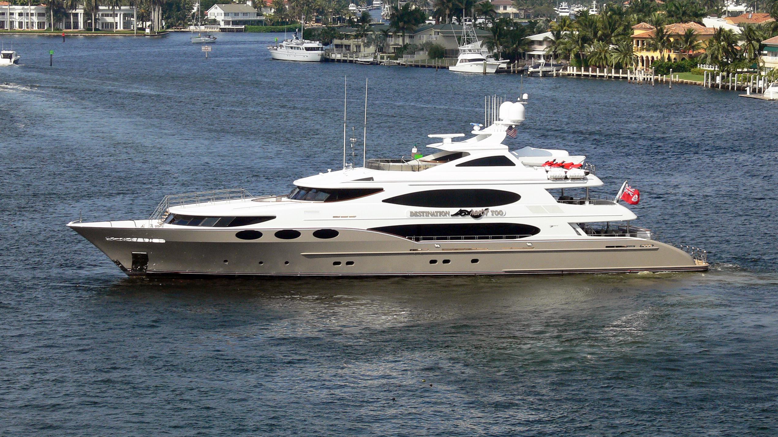 yacht named bad romance