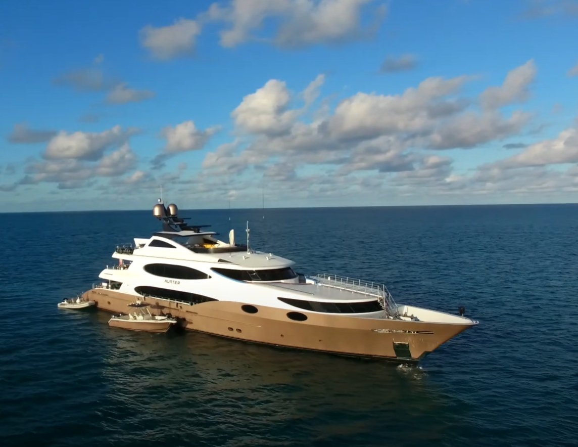 BAD ROMANCE Yacht • Trinity • 2008 • Proprietario US Millionaire