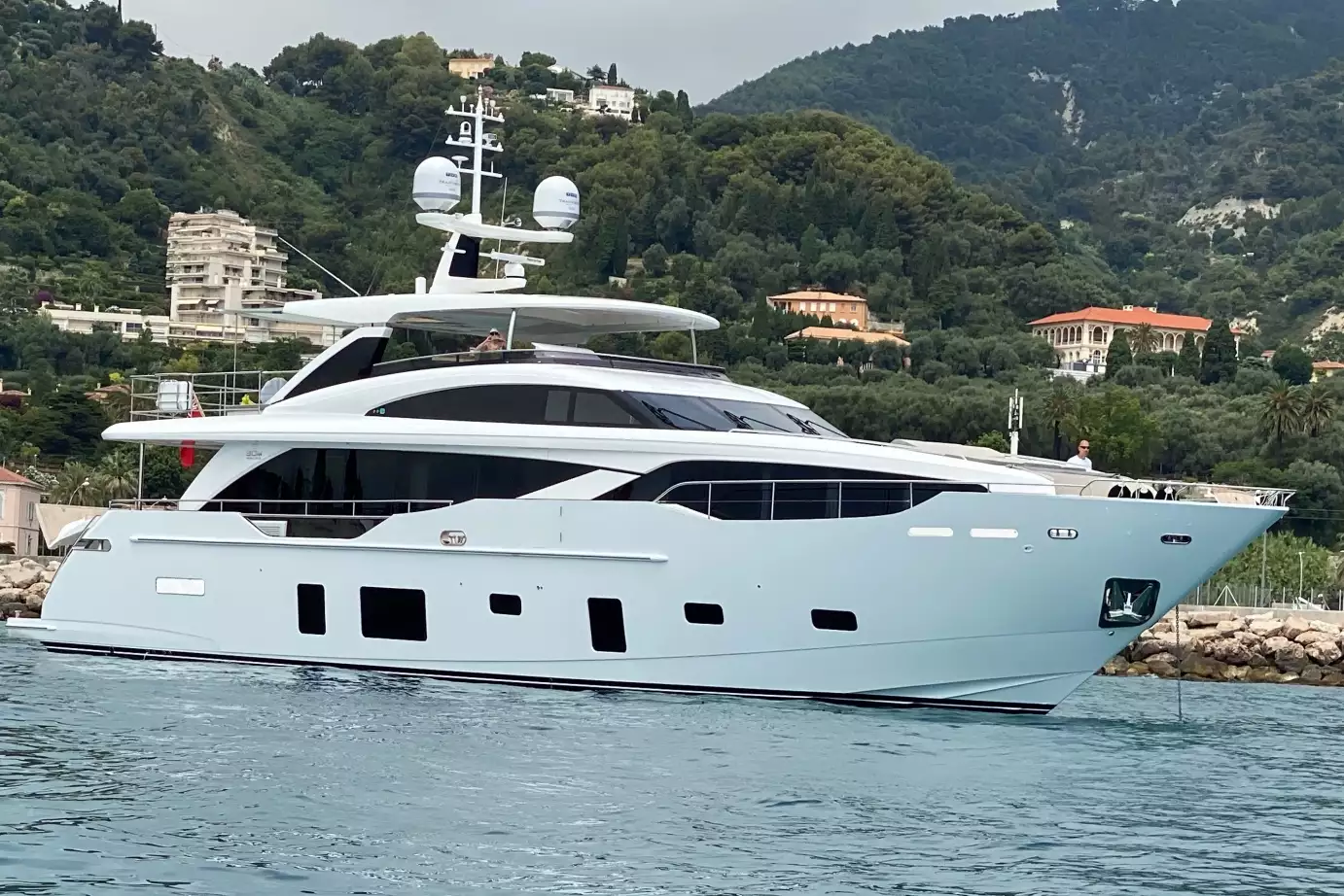 BLUE PEARL Yacht • Princess Yachts • 2020 • Sahibi Avrupalı Milyoner