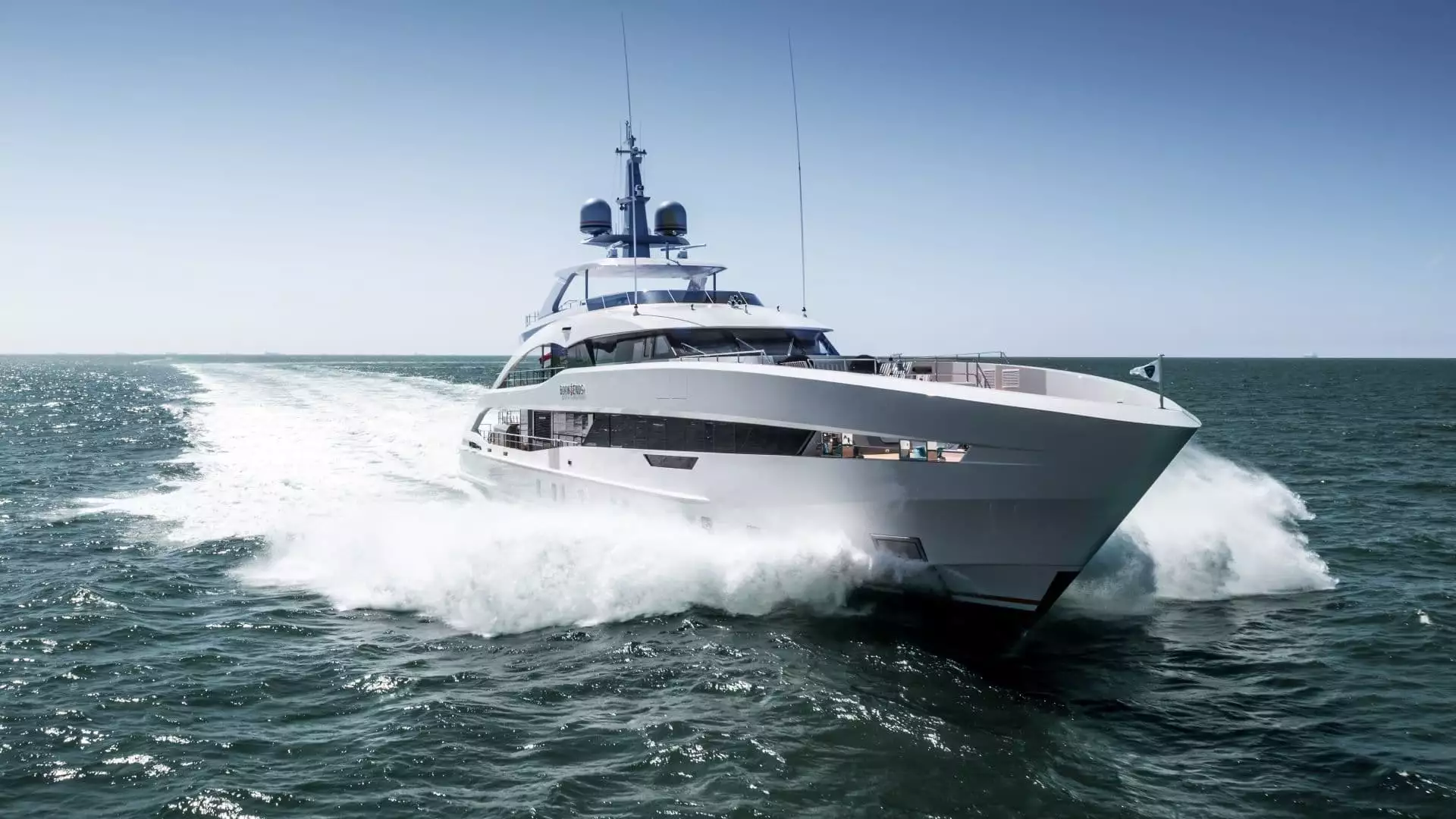 EXTREMOS DEL LIBRO Yate • Heesen Yachts • 2022 • Propietario Robert H Libro