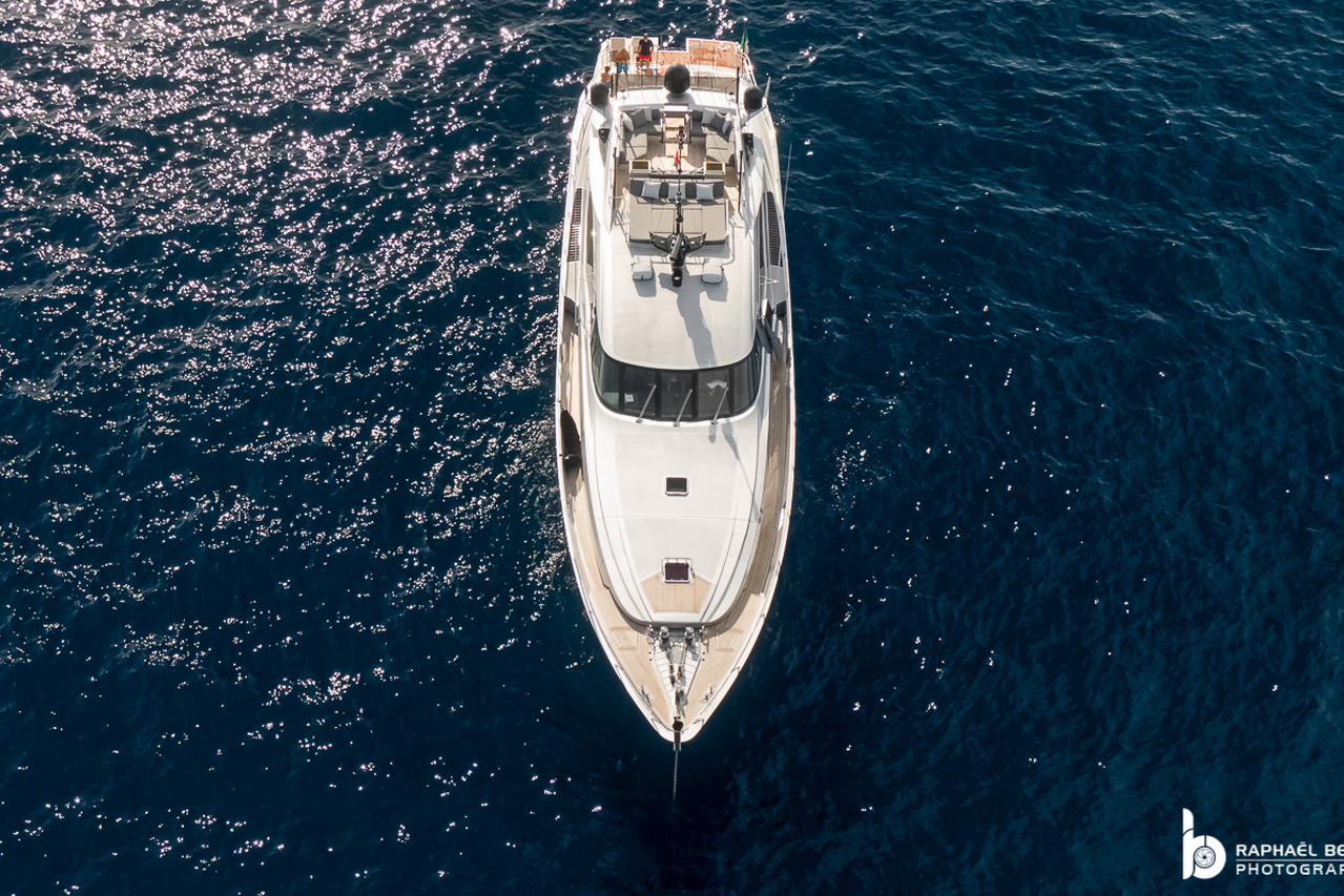 EIGHT Yacht • Palmer Johnson • 2005 • Propriétaire Italien Millionnaire