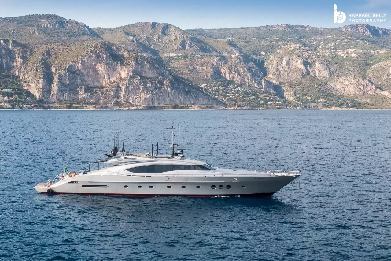 EIGHT Yacht • Palmer Johnson • 2005 • Propriétaire Italien Millionnaire