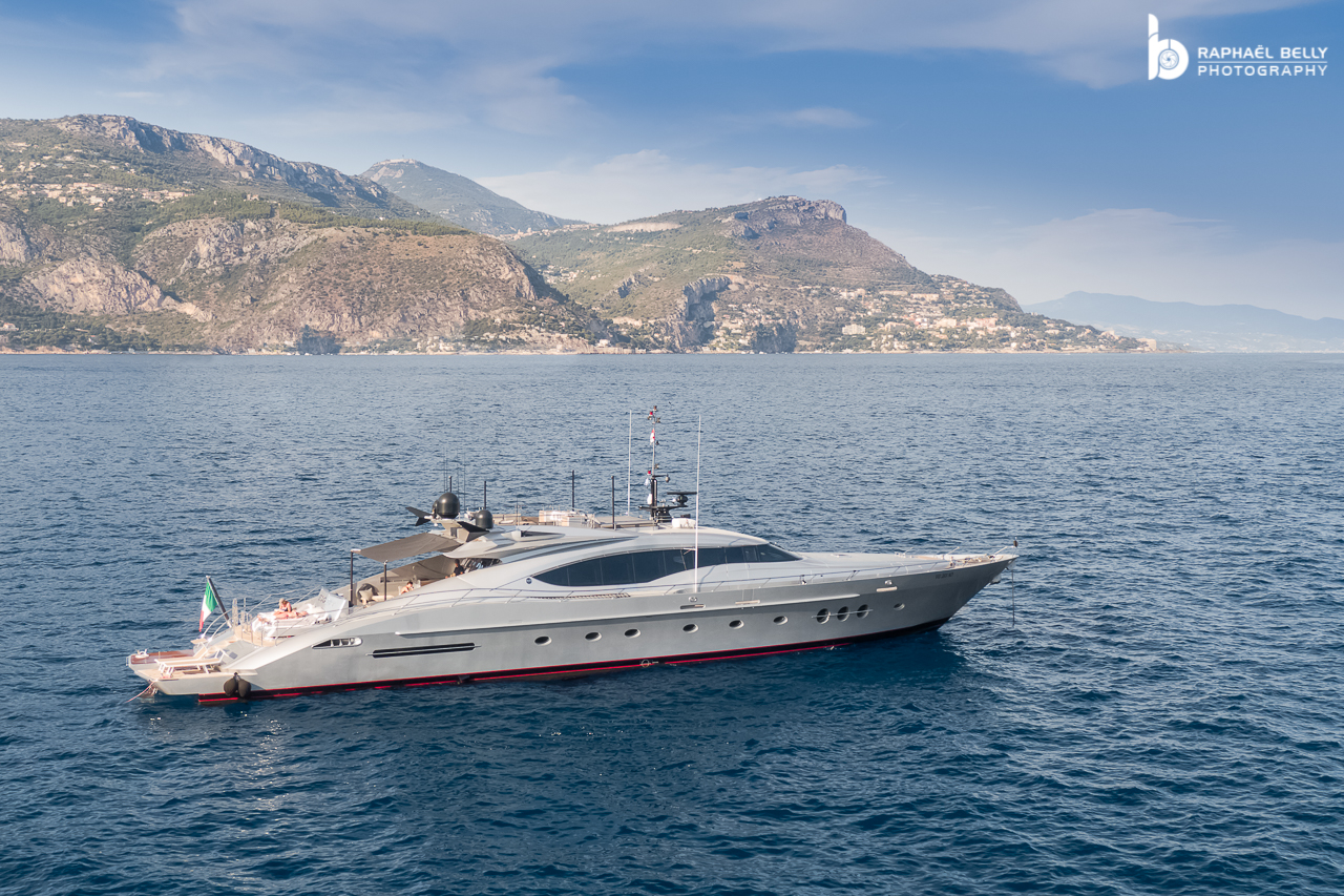 EIGHT Yacht • Palmer Johnson • 2005 • Propriétaire Italien Millionnaire 