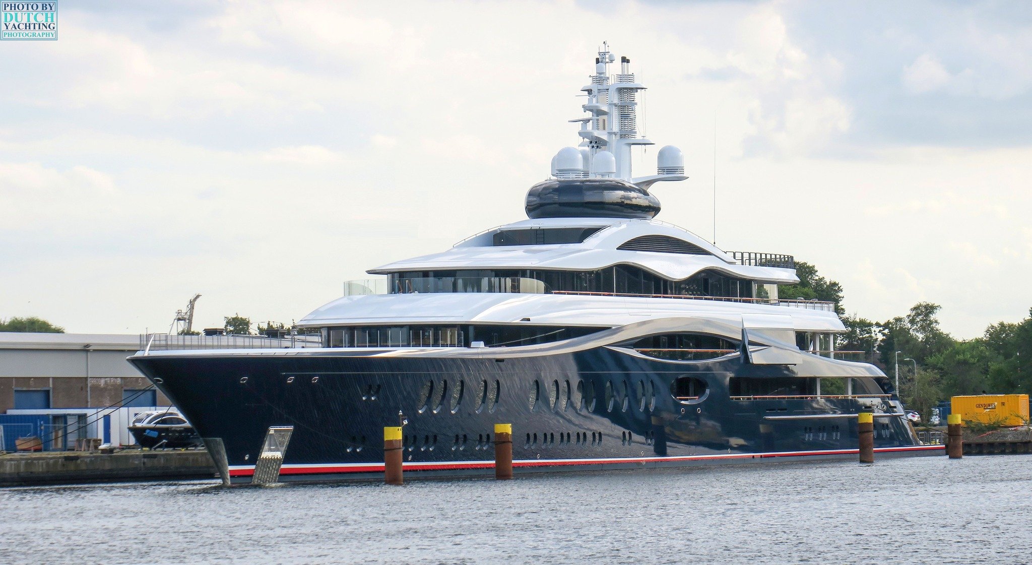 FEADSHIP 1010 Yacht • Feadship • 2022 • Propriétaire inconnu Milliardaire