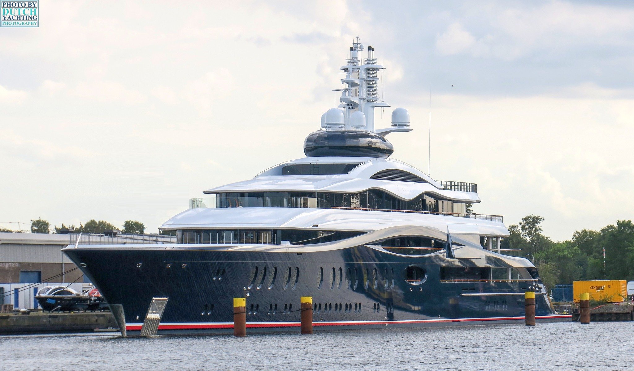 FEADSHIP 1010 Yacht • Feadship • 2022 • Proprietario sconosciuto Miliardario