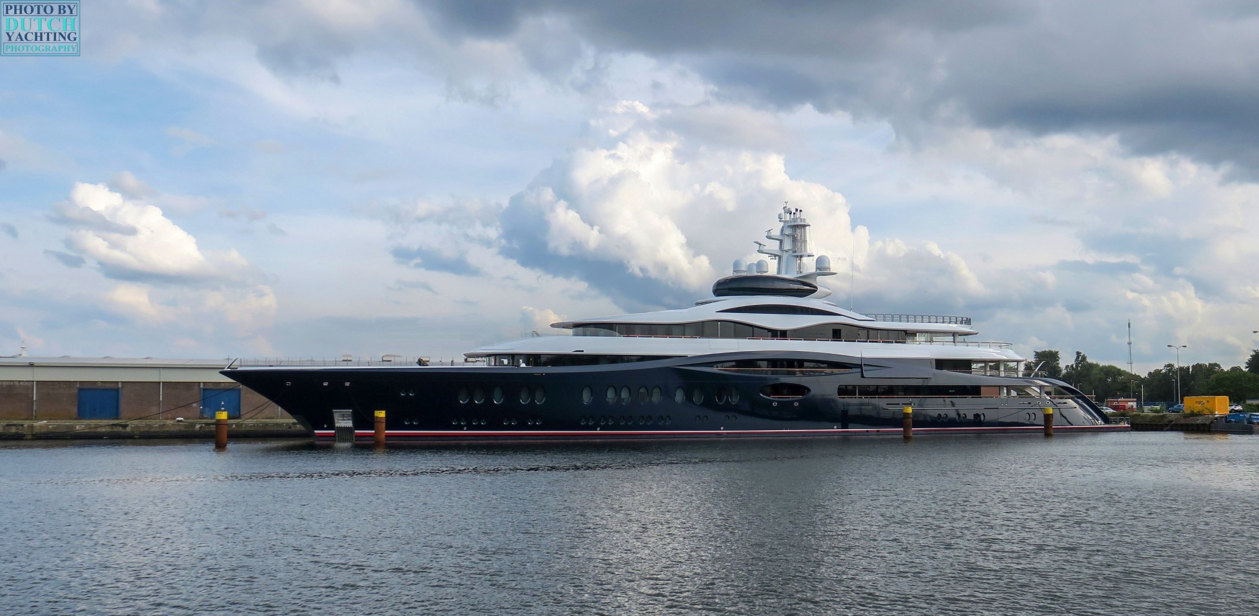 FEADSHIP 1010 Yacht • Feadship • 2022 • Proprietario sconosciuto Miliardario