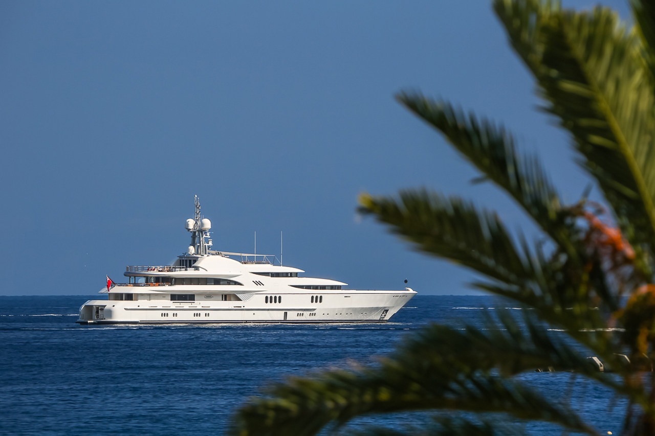 FIREBIRD Yacht • Feadship • 2007 • Sahibi Bilinmeyen Milyoner