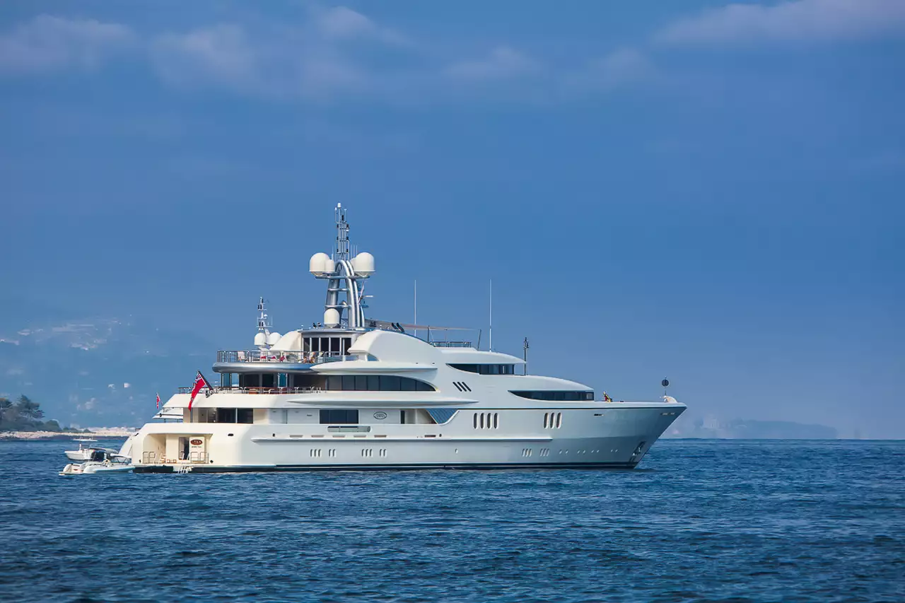 Яхта FIREBIRD • Feadship • 2007 • Владелец Неизвестный миллионер