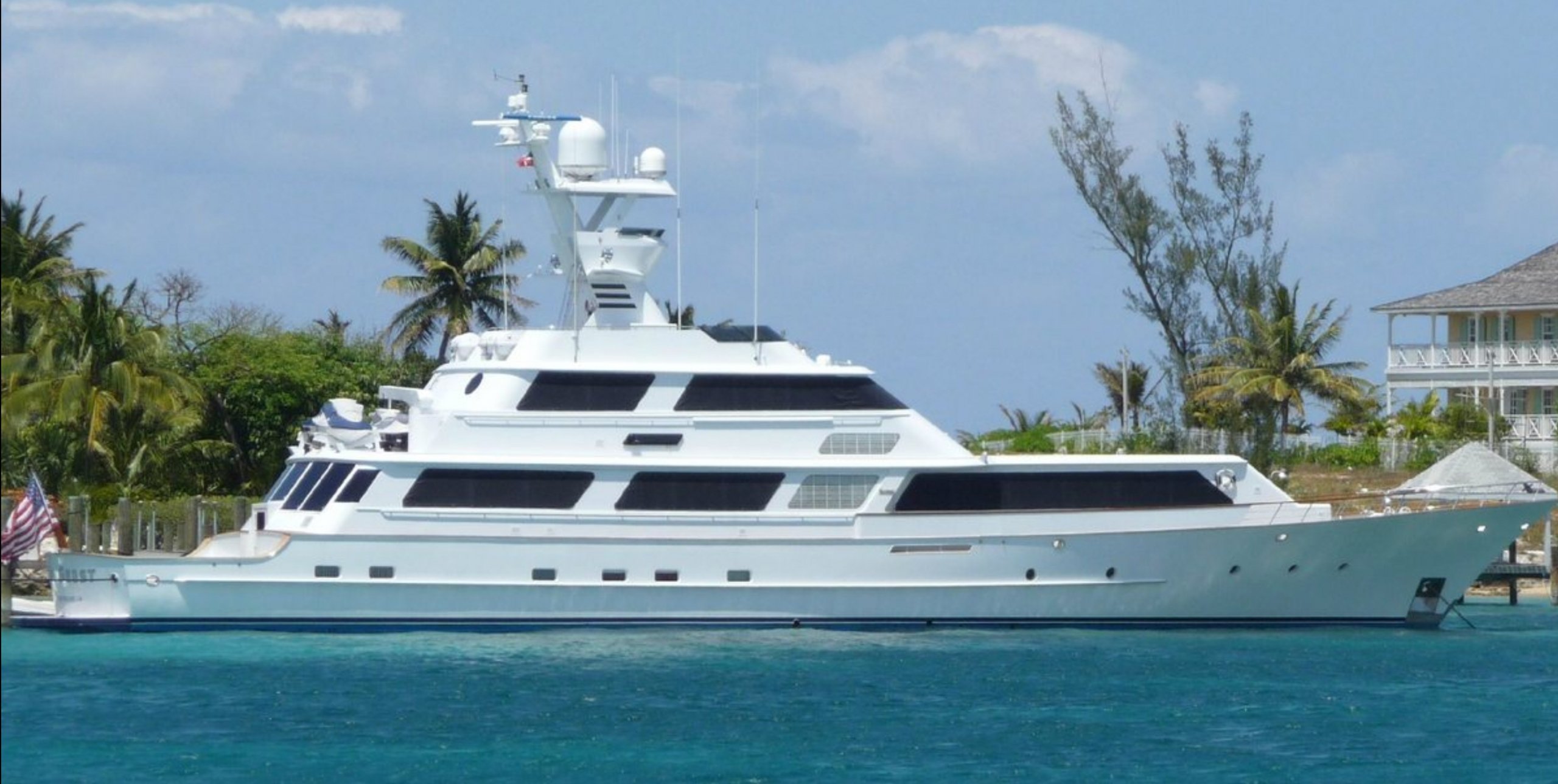 LADY SANDALS Yacht • Feadship • 1985 • المالك جوردون بوتش ستيوارت