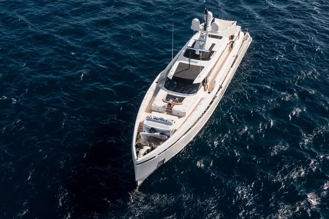K2 Yacht • Columbus • 2021 • Proprietário EUA Milionário