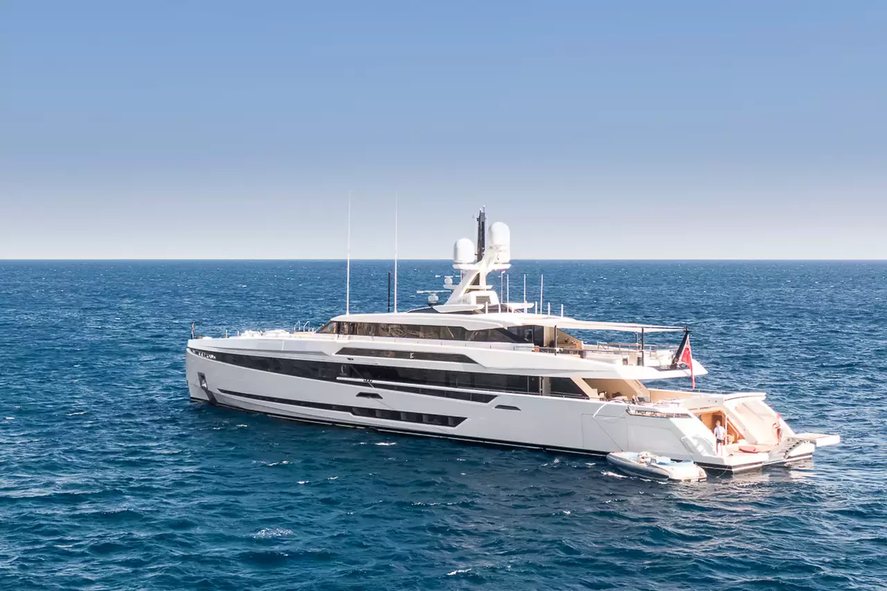 K2 Yacht • Columbus • 2021 • Proprietário EUA Milionário