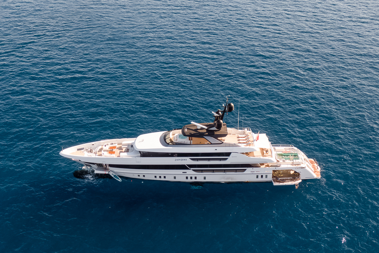 LADY LENA Yacht • San Lorenzo • 2020 • Proprietario Kazakh Millionaire