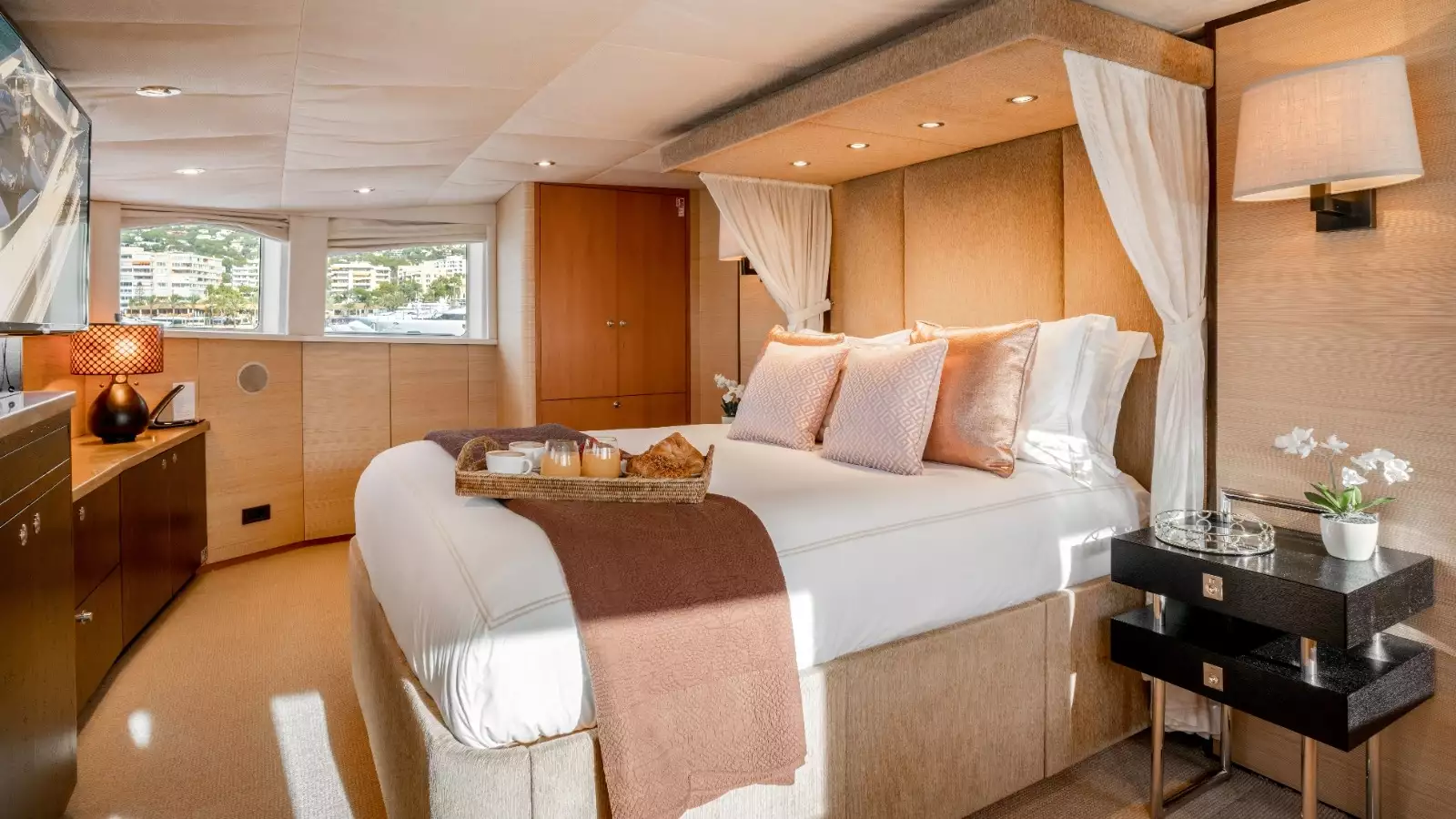 Intérieur du yacht Lurssen ENVY 