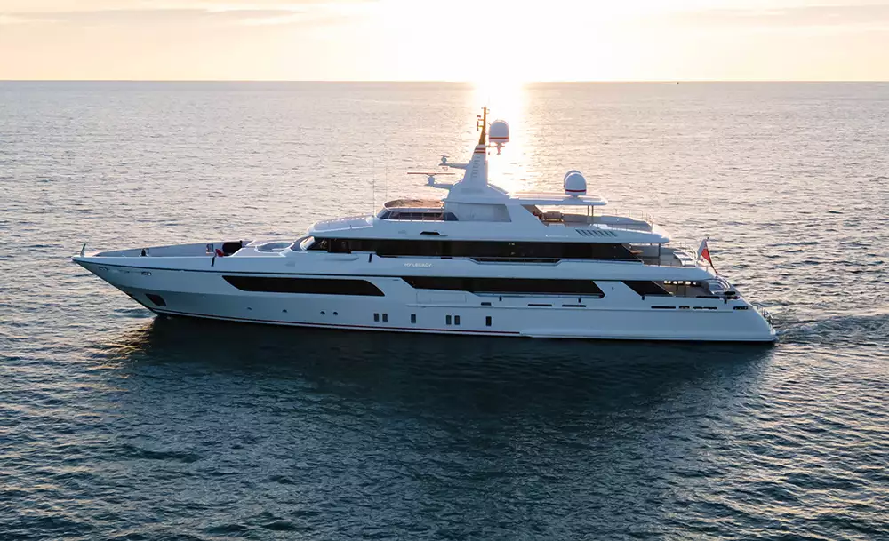 MY LEGACY Yacht • Codecasa • 2021 • Propriétaire UK Millionaire