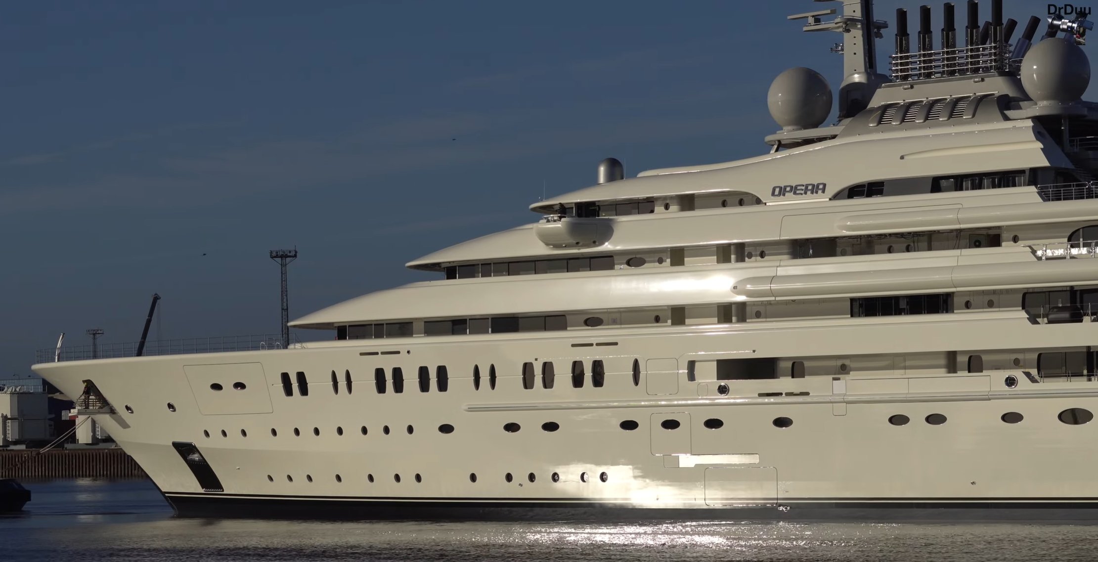 OPERA Yacht • Lurssen • 2022 • Propriétaire Abdullah bin Zayed Al Nahyan
