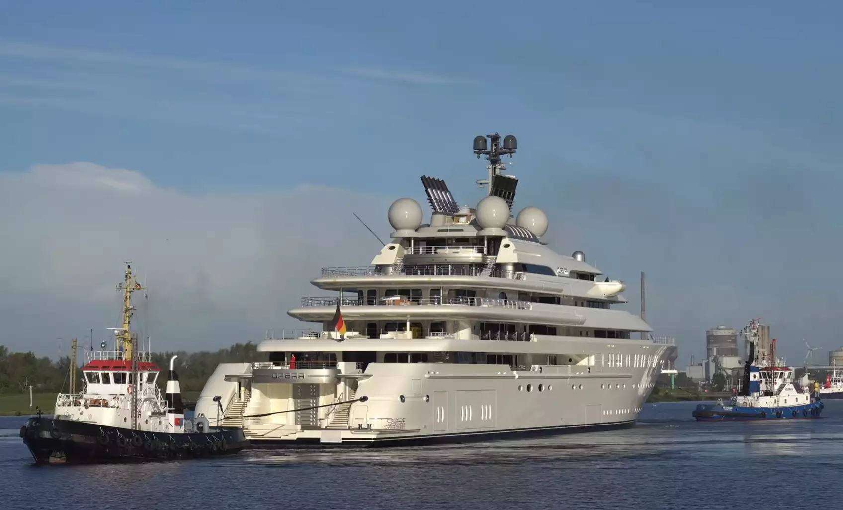 OPERA Yacht • Lurssen • 2022 • Propriétaire Abdullah bin Zayed Al Nahyan