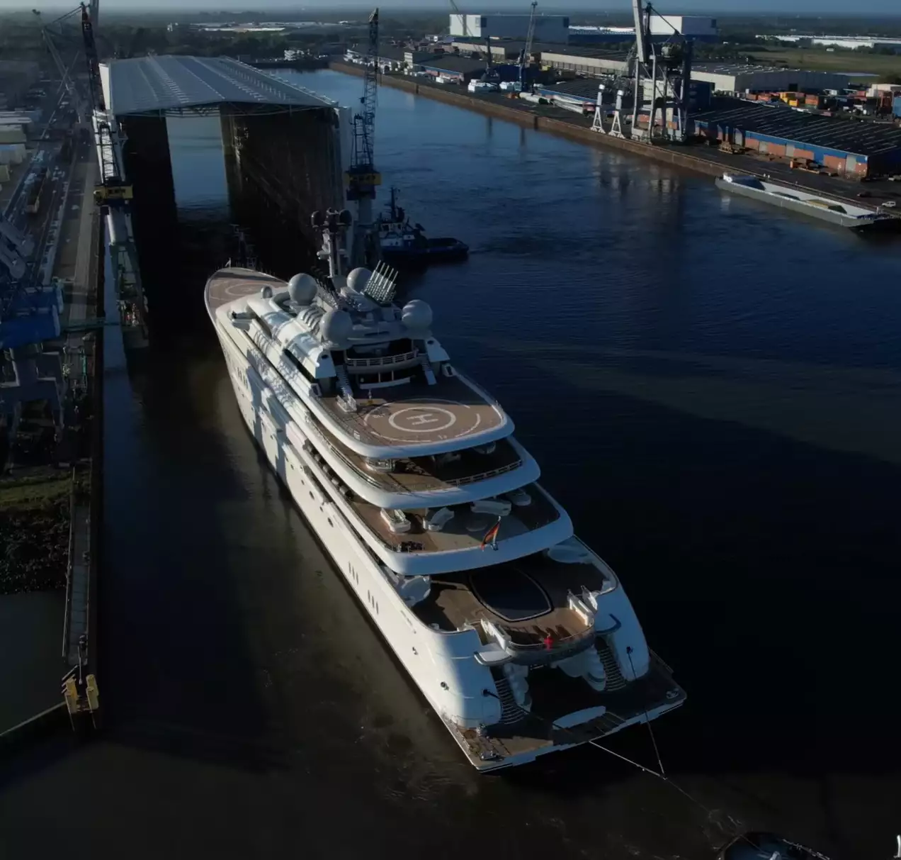 OPERA Yacht • Lurssen • 2022 • Propriétaire Abdullah bin Zayed Al Nahyan