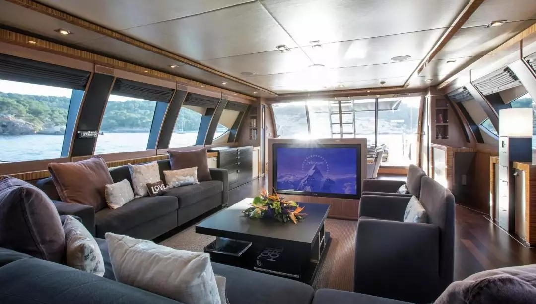 Intérieur du yacht Palmer Johnson EIGHT 